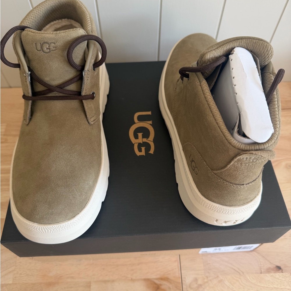🤎 NEW IN BOX — UGG Men’s Burleigh Chukka Boots 🤎